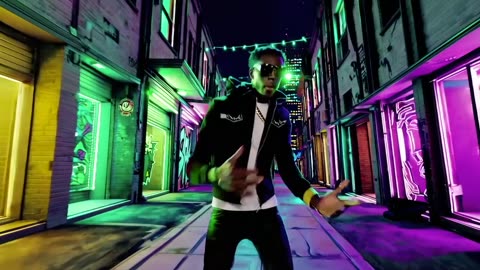 Street still move